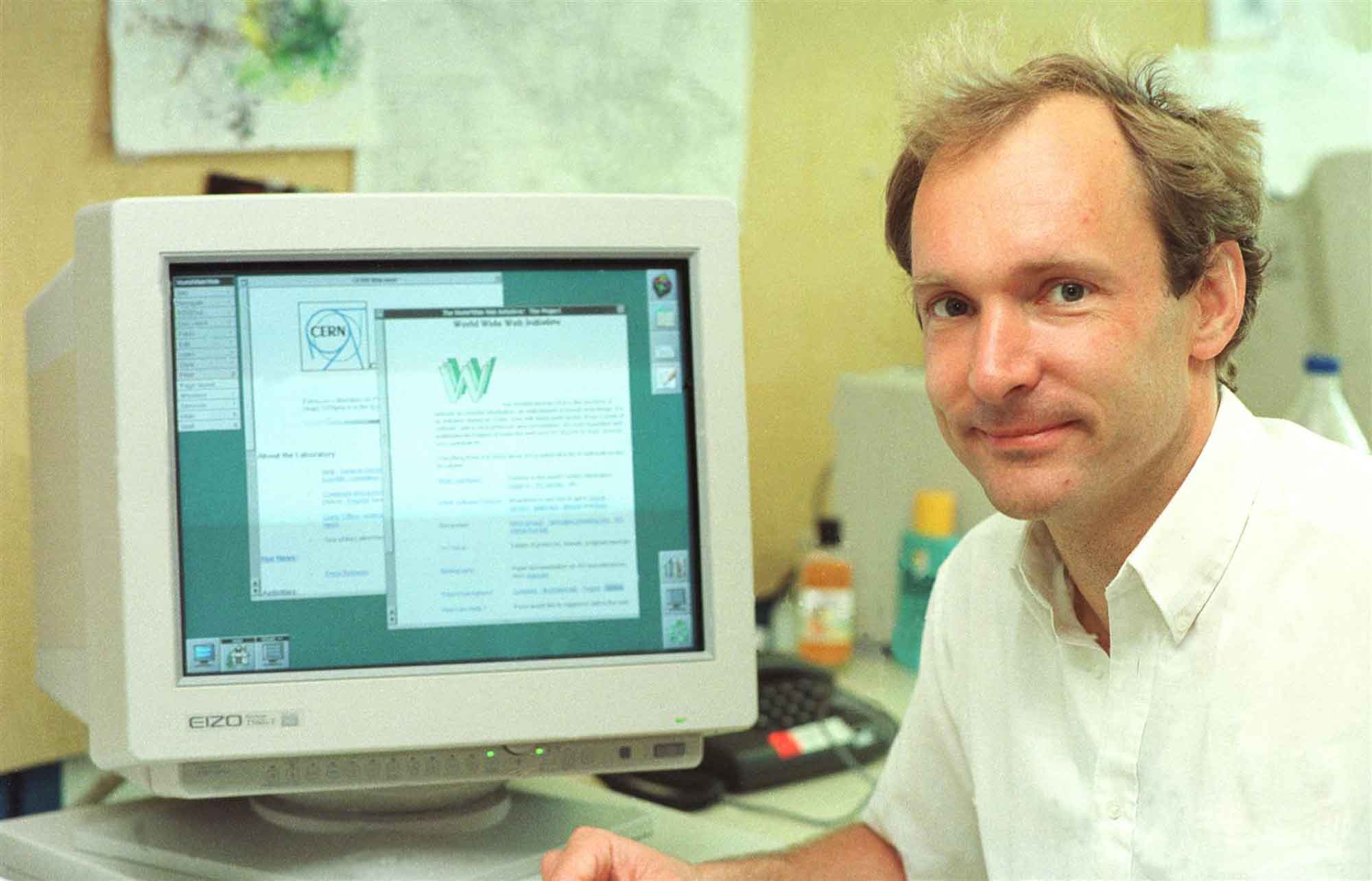 Tim Berner-Lee at CERN in 1994. An early version of World Wide Web software is running on the screen behind him (Image: CERN)